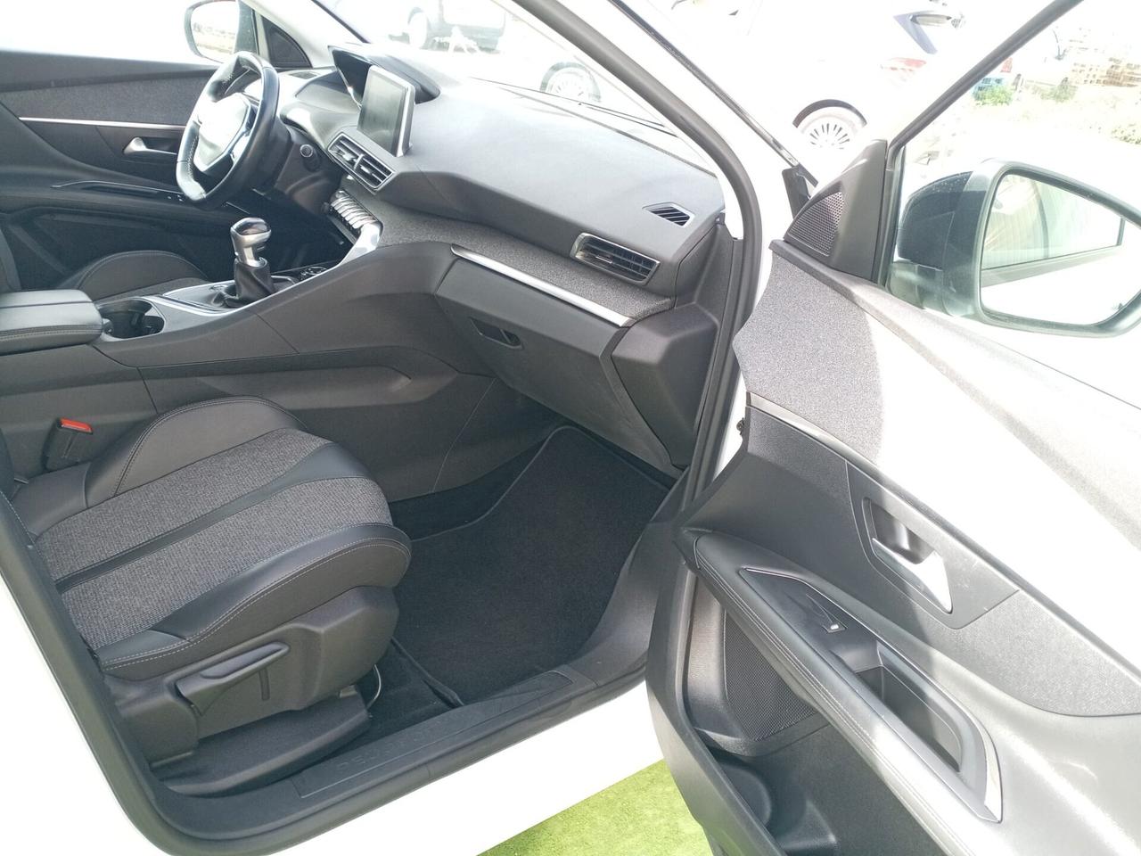 Peugeot 3008 DIESEL 1.5 SUPER PREZZO!!!