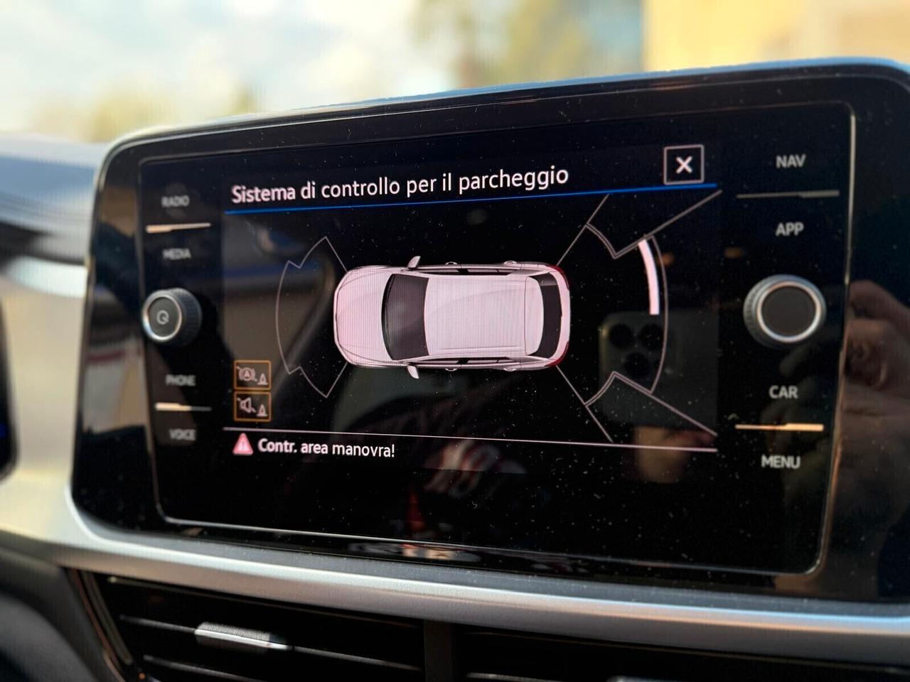 Volkswagen T-Roc 2.0 TDI 116cv 2023 UNICA