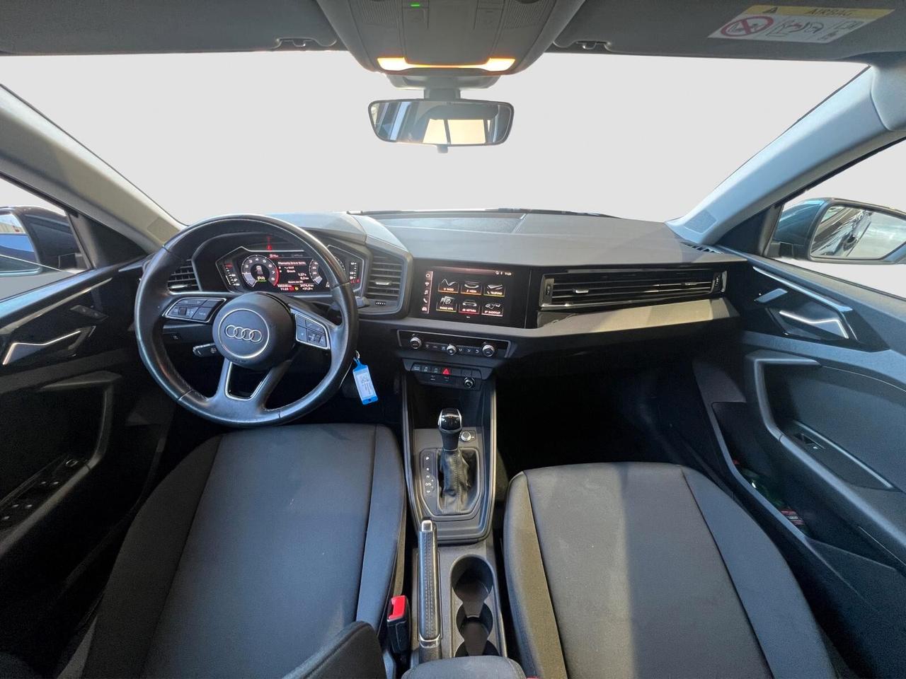 Audi A1 citycarver 30 TFSI S tronic Identity Contrast
