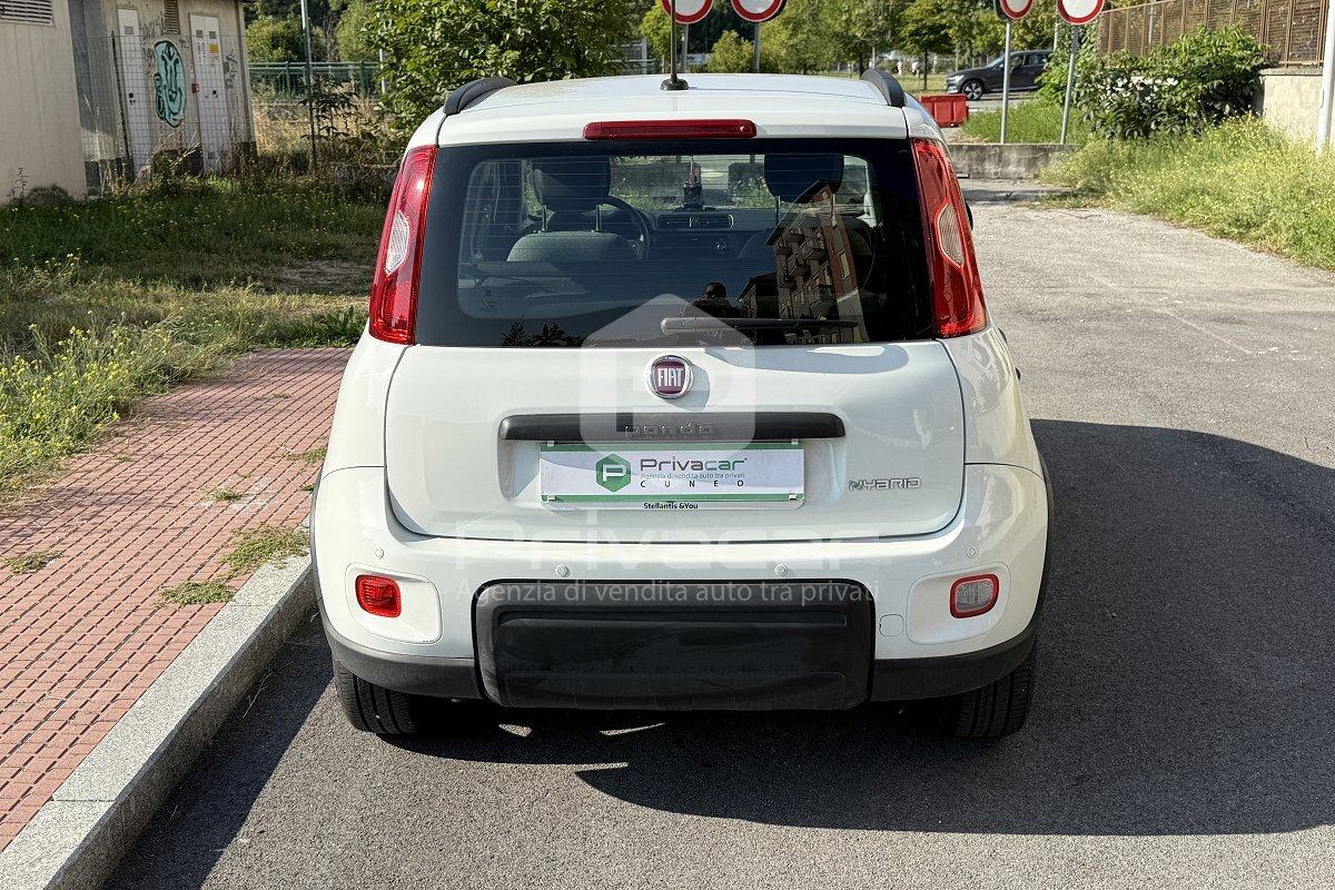 FIAT Panda 1.0 FireFly S&S Hybrid Red