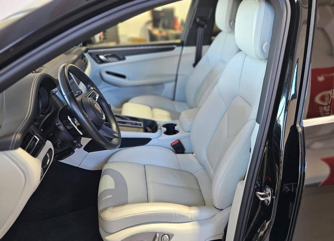 Porsche Macan 2.0 265cv pdk