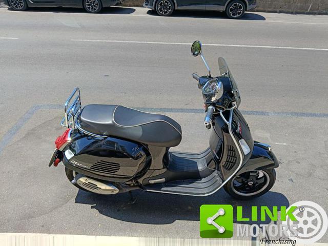 PIAGGIO Vespa GTS 300 Super ABS