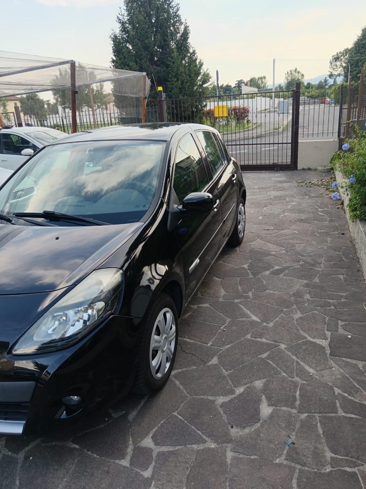 Renault Clio 1.2 16V 5 porte GPL Dynamique