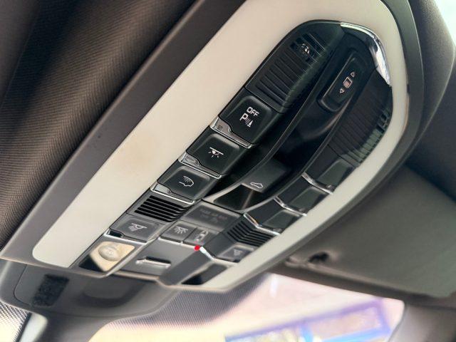 PORSCHE Cayenne 3.0 V6 TDI 245CV TIPTRONIC TETTO PANORAMICO