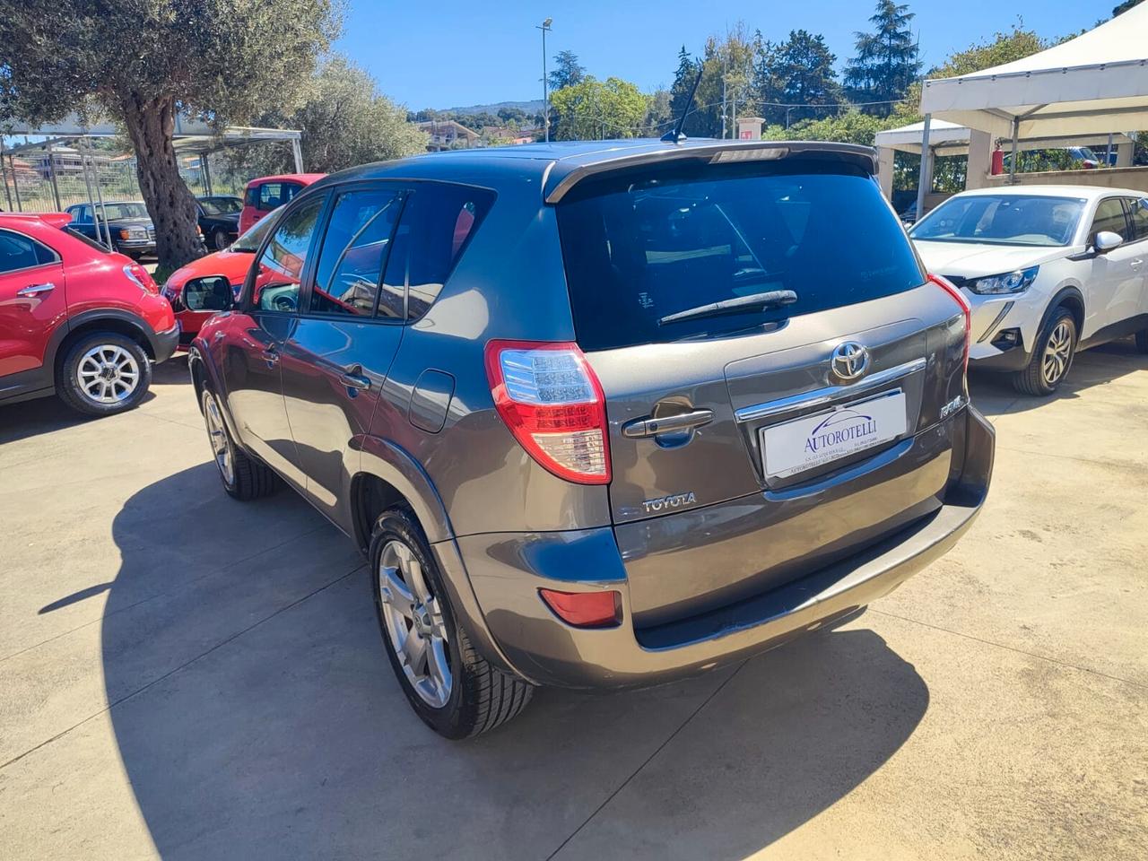 Toyota RAV 4 RAV4 2.2 D-4D 150 CV DPF Luxury