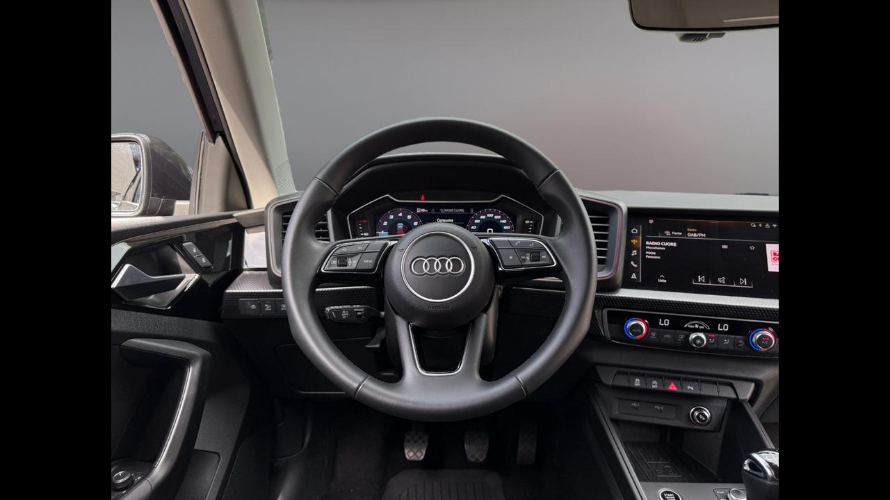 AUDI A1 II 2019 Sportback - A1 Sportback 30 1.0 tfsi Business 116