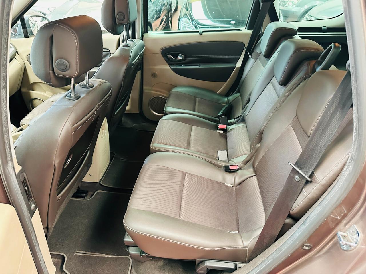 Renault Grand Scénic 7posti 1.9 dCi 130CV Luxe