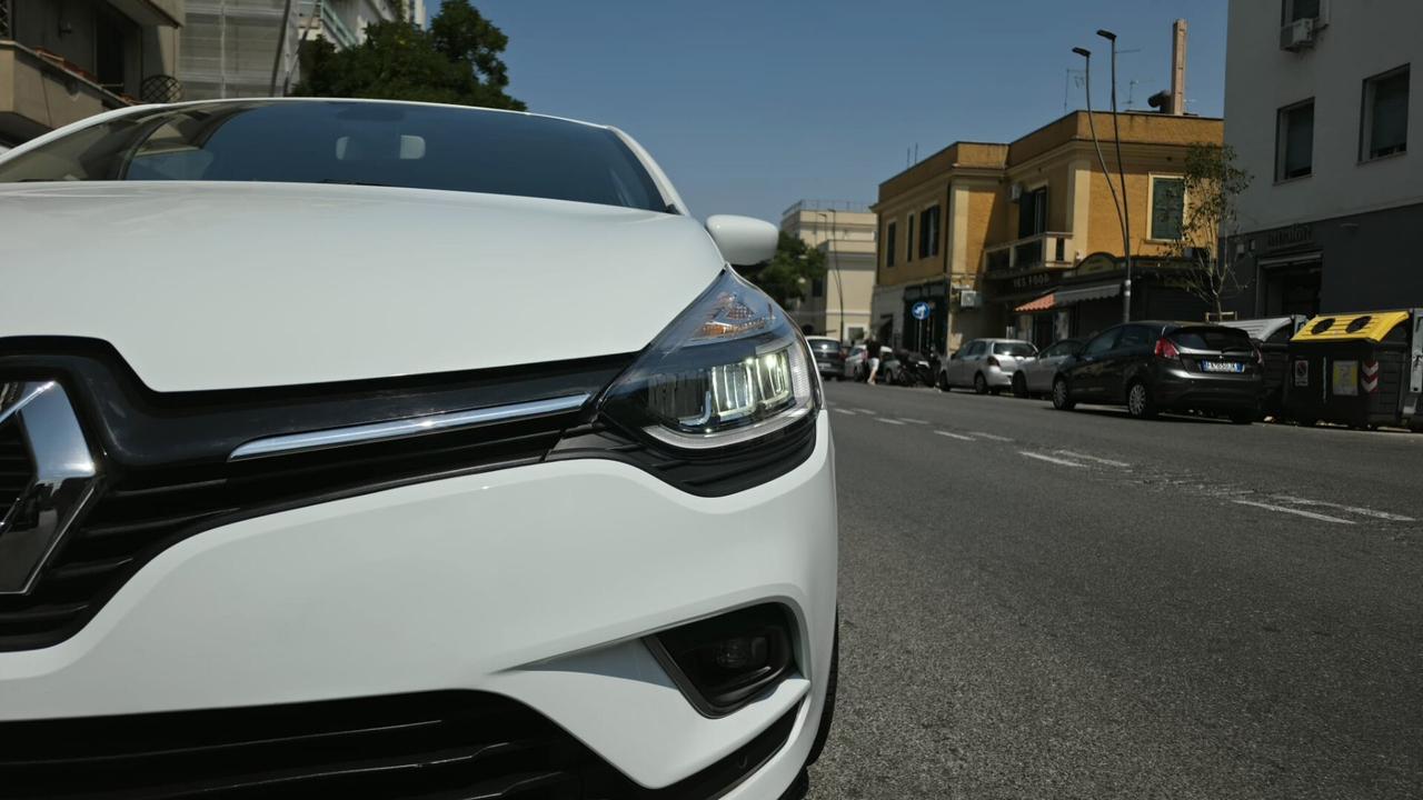 Renault Clio TCe 12V 90CV Start&Stop 5 porte Energy Intens