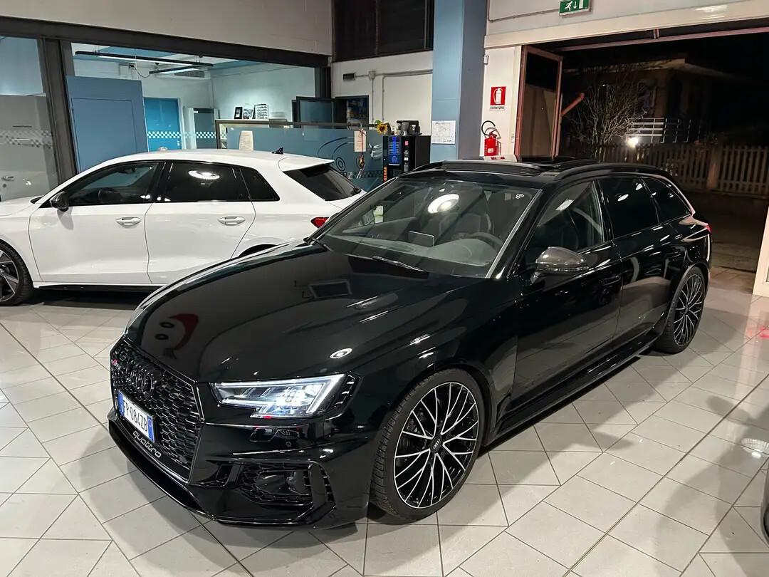 Audi A4 RS 4 Avant 2.9 TFSI quattro tiptronic