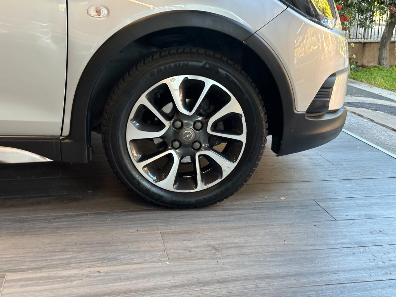 Opel Karl Rocks 1.0