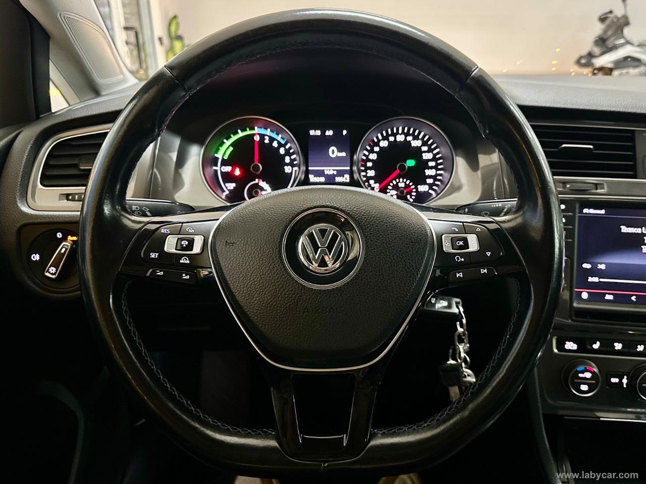 VOLKSWAGEN e-Golf 115 CV