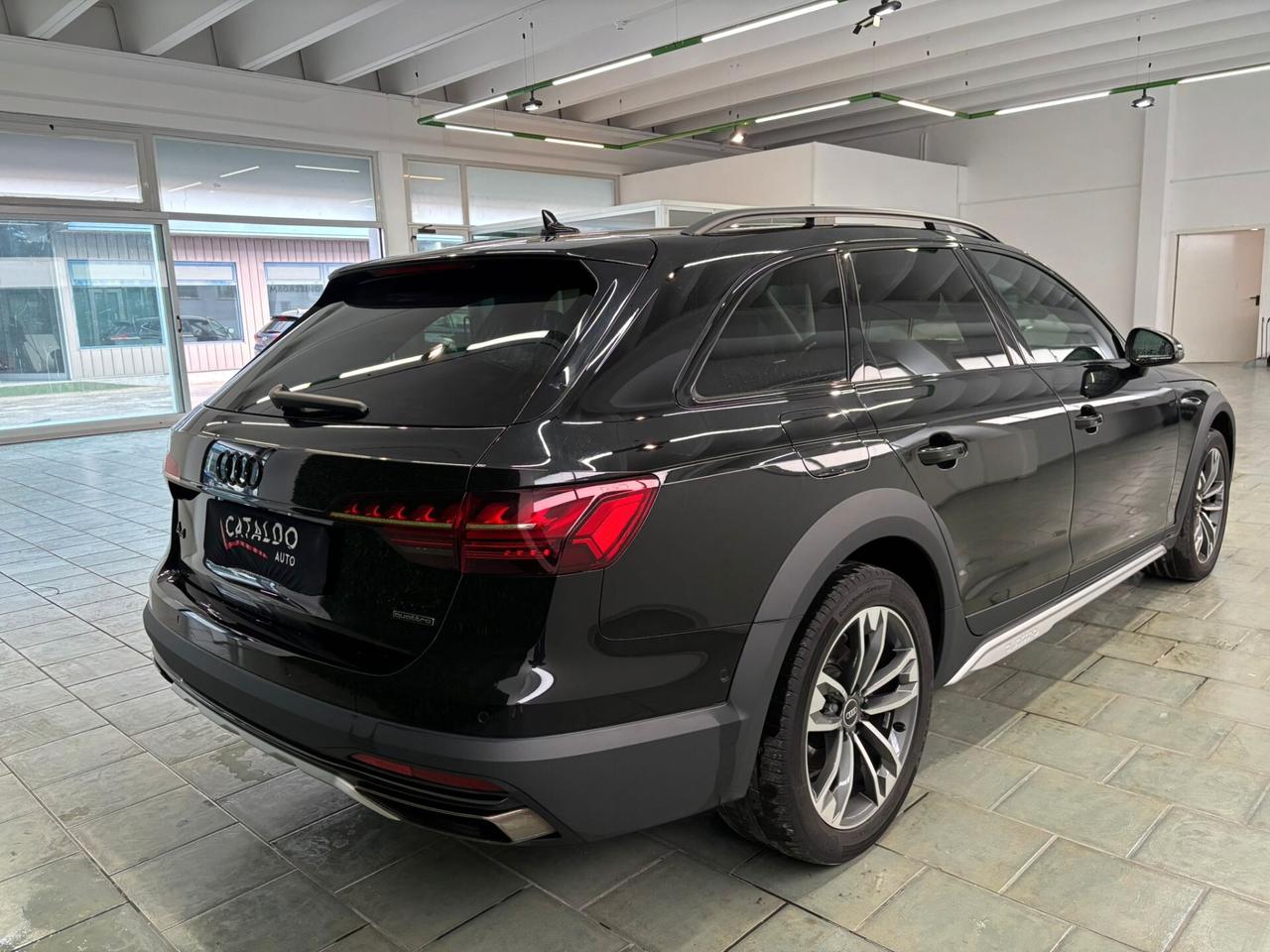 Audi A4 allroad 40 TDI 204 CV S tronic Identity Contrast