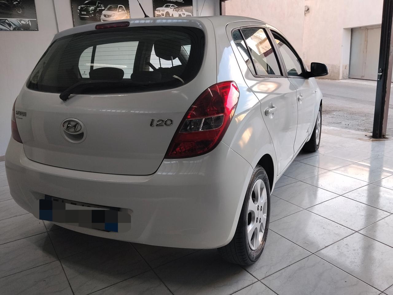 Hyundai i20 1.2 benzina 2010 CON GARANZIA