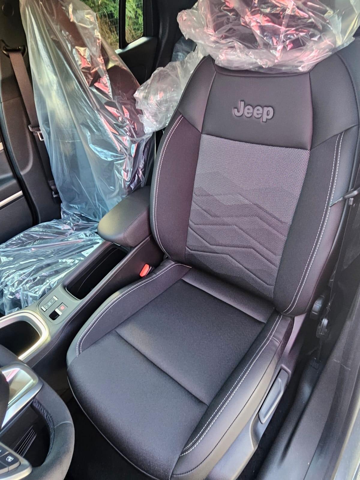 Jeep Avenger 1.2 Turbo 100 CV MHEV Summit