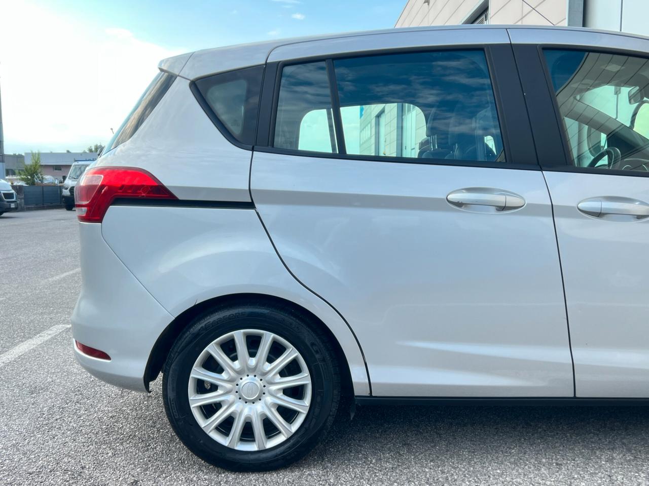 Ford B-Max 1.4 90 CV GPL Business
