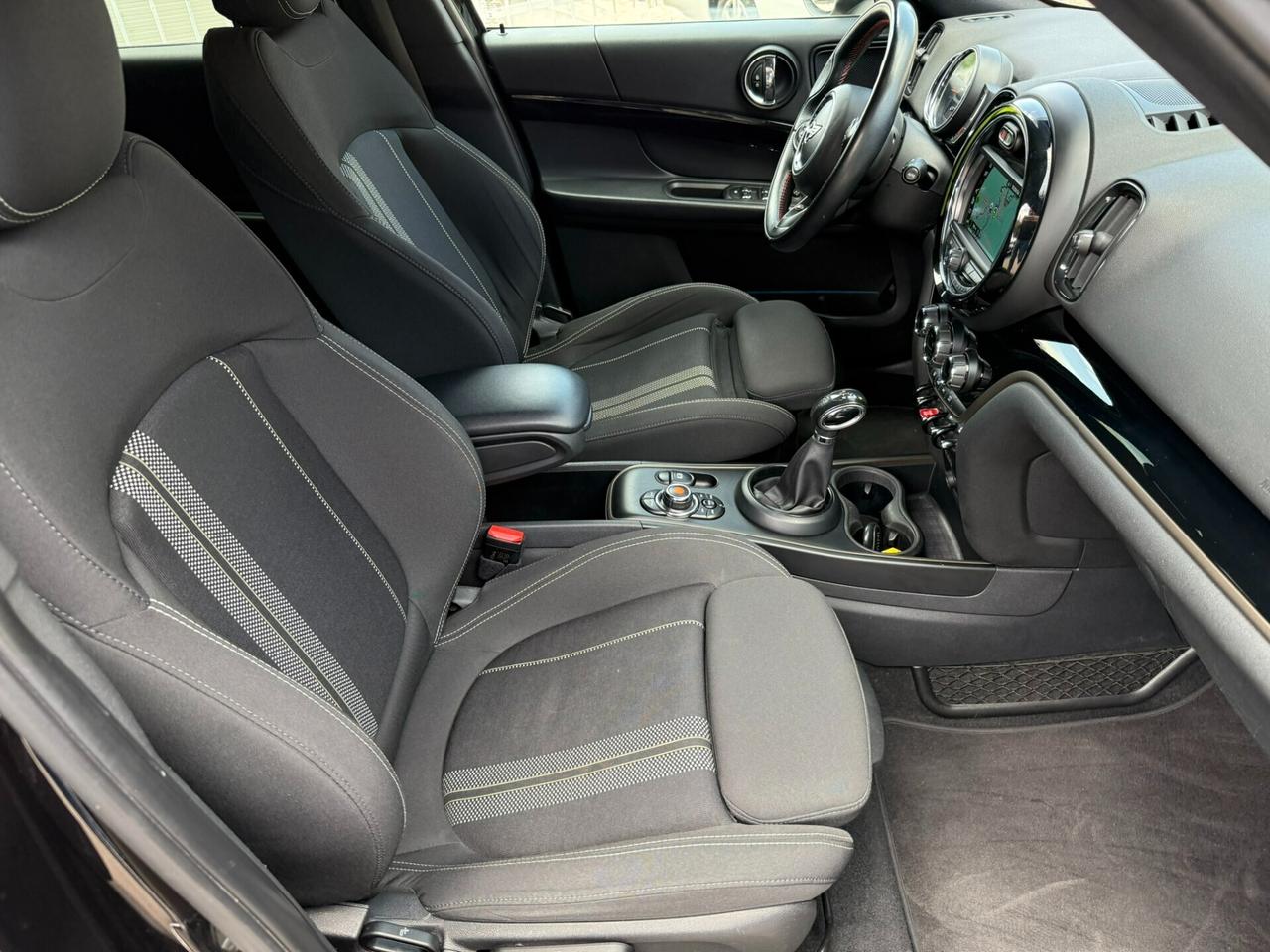 Mini 2.0 Cooper SD Hype Countryman Automatica