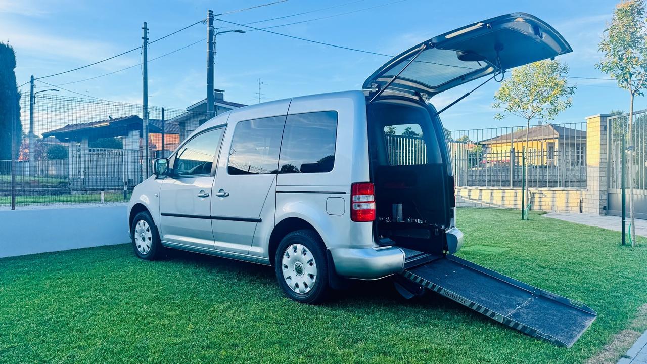 Volkswagen Caddy 1.6 TDI trasporto e guida Disabili