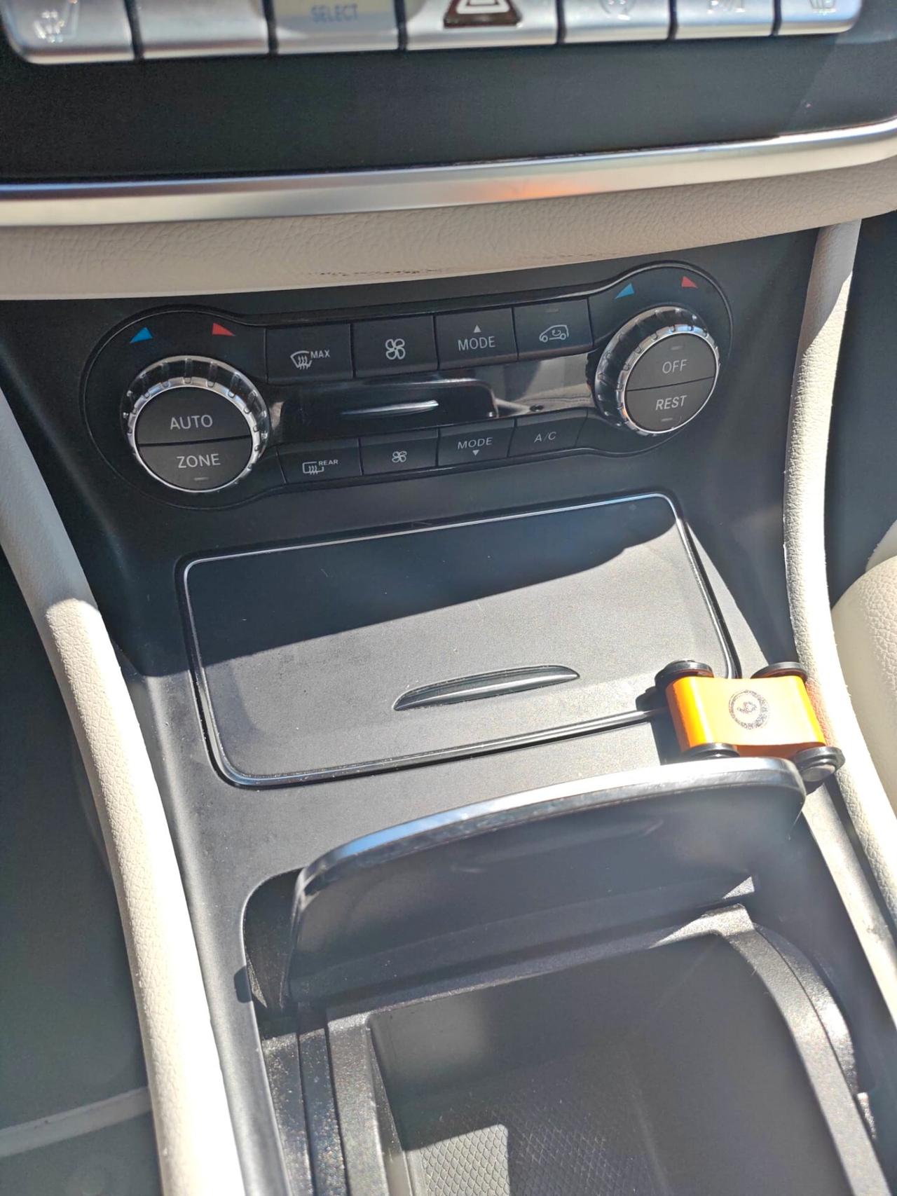 Mercedes-benz GLA 200 d Sport