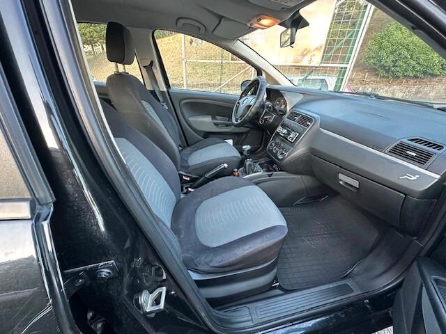 Fiat Grande Punto 1.3 MJT 75 CV 5 porte Dynamic