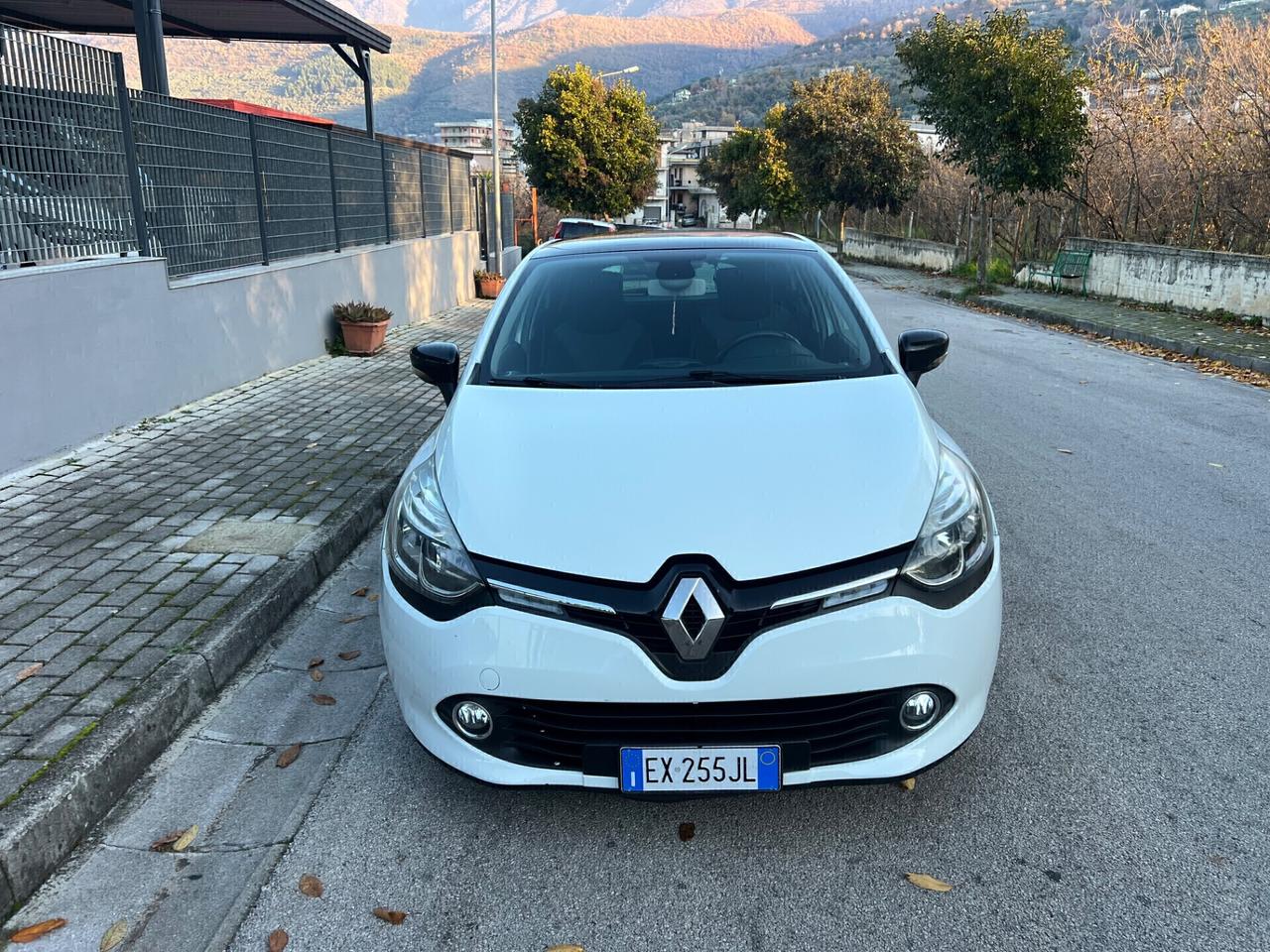 Renault Clio 1.5 diesel 90cv TETTO PANORAMICO