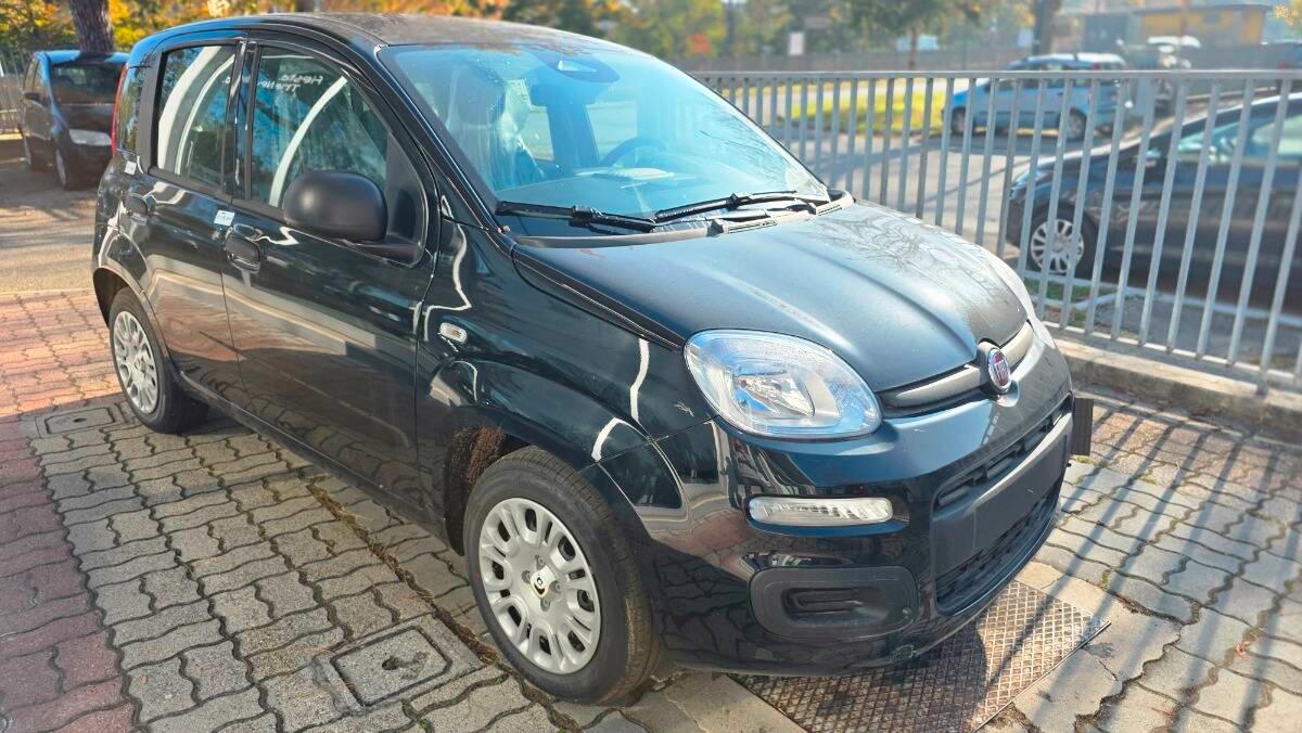 Fiat Panda 1.0 firefly hybrid s&s 70cv KM ZERO