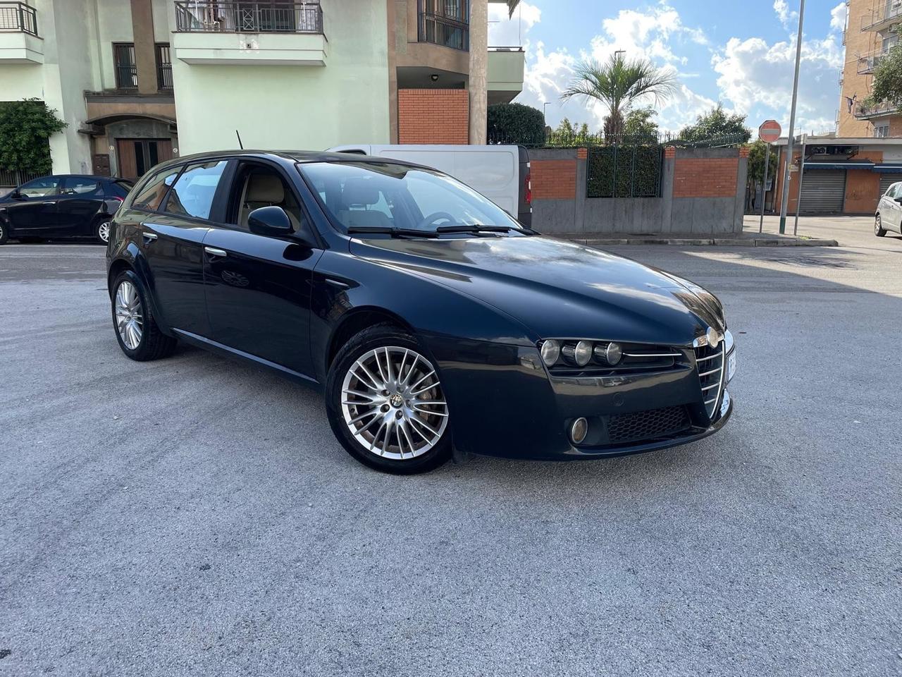 Alfa Romeo 159 1.9 JTDm 150cv in ottime condizioni