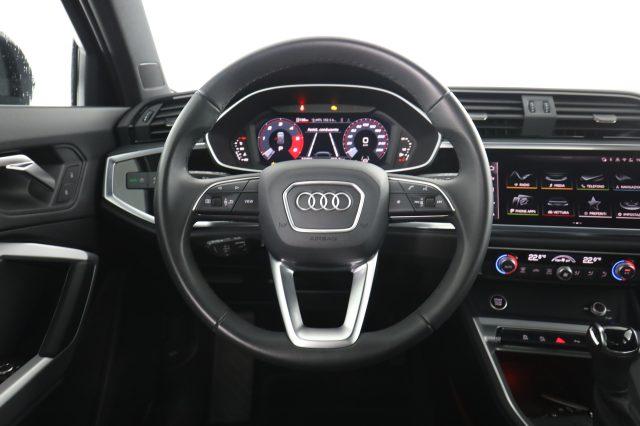 AUDI Q3 Q3 35 TDI S tronic Identity Black