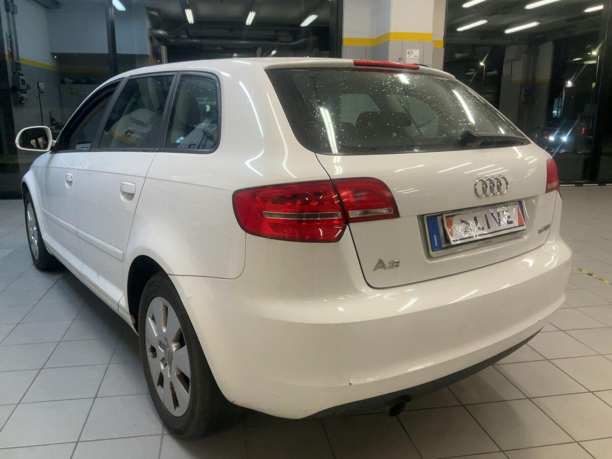 Audi A3 SPB 1.6 TDI Young Edition