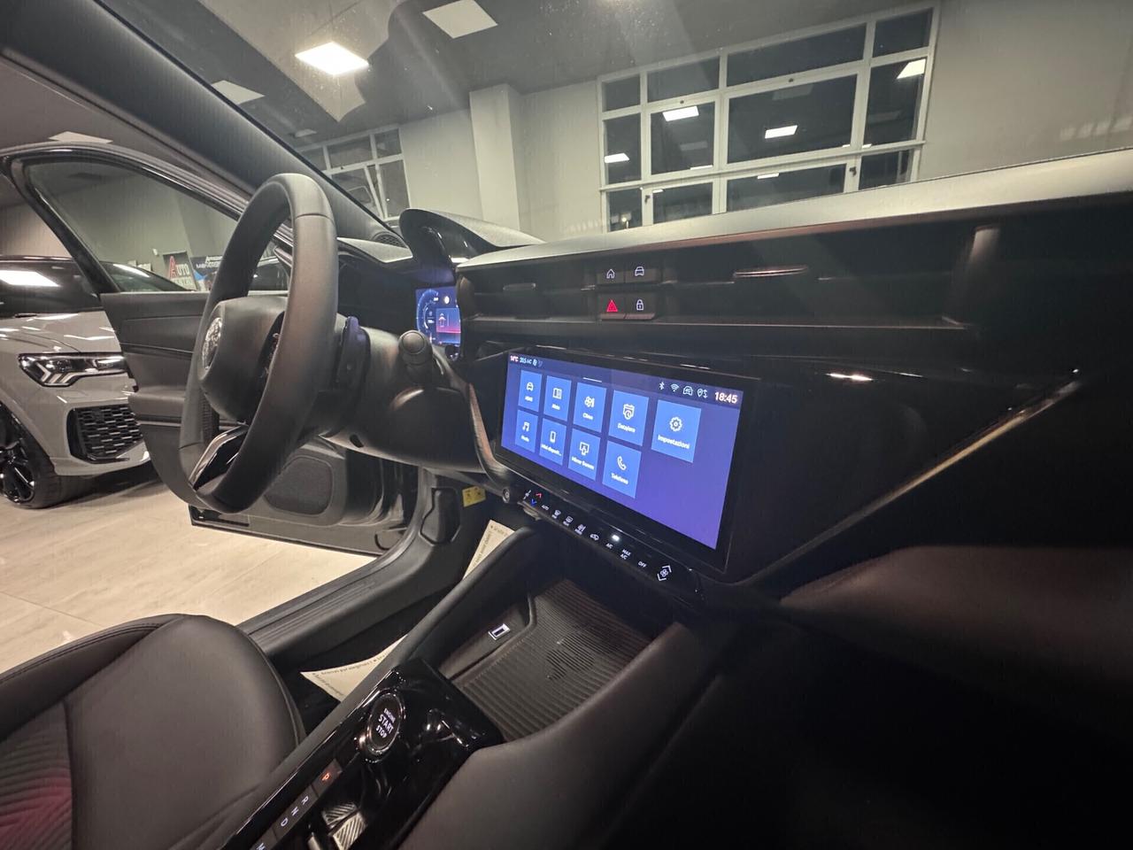 ALFA ROMEO JUNIOR HYBRID DCT SPECIALE