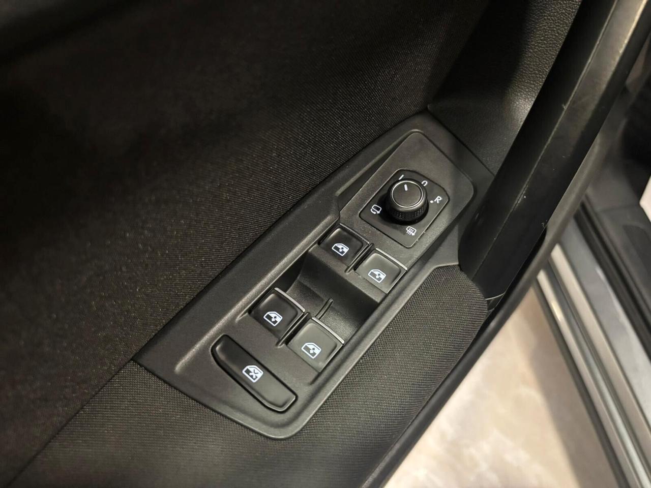 Volkswagen Tiguan 1.6 TDI R-Line **come nuova**