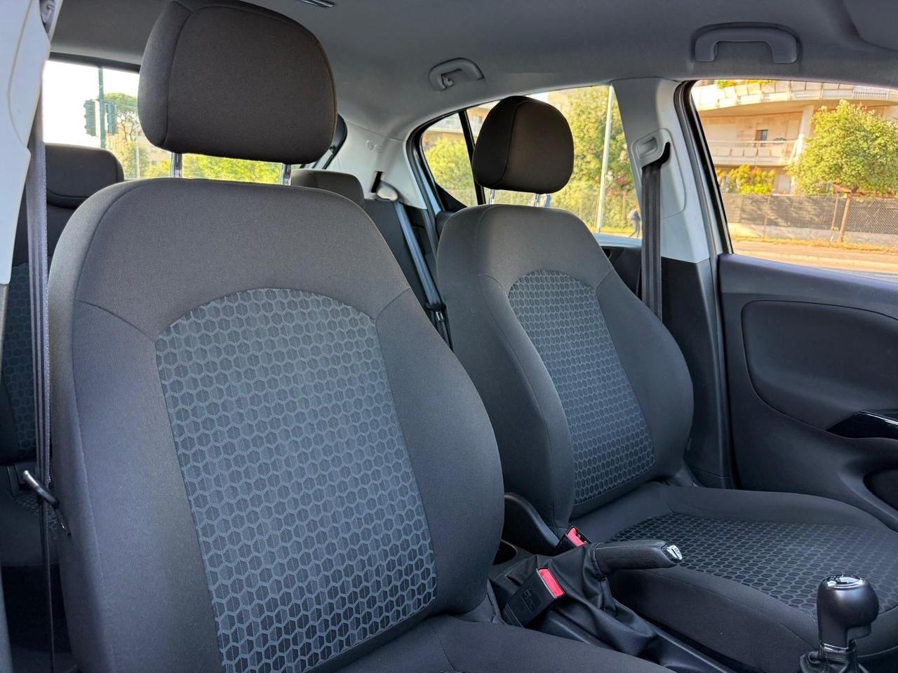 Opel Corsa 1.2 5 porte Cosmo benzina