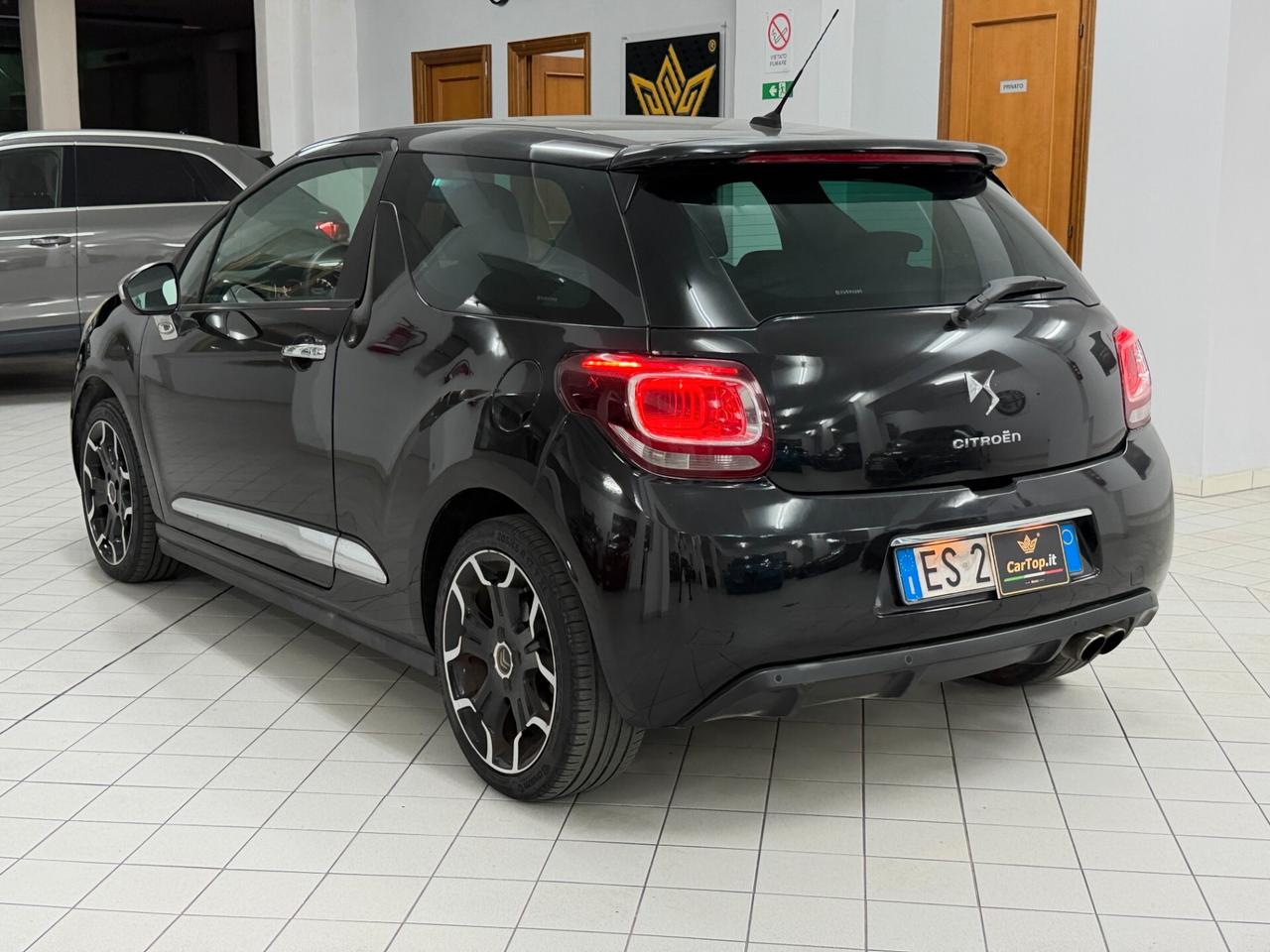 Ds DS3 1.6 THP 155 Just Black
