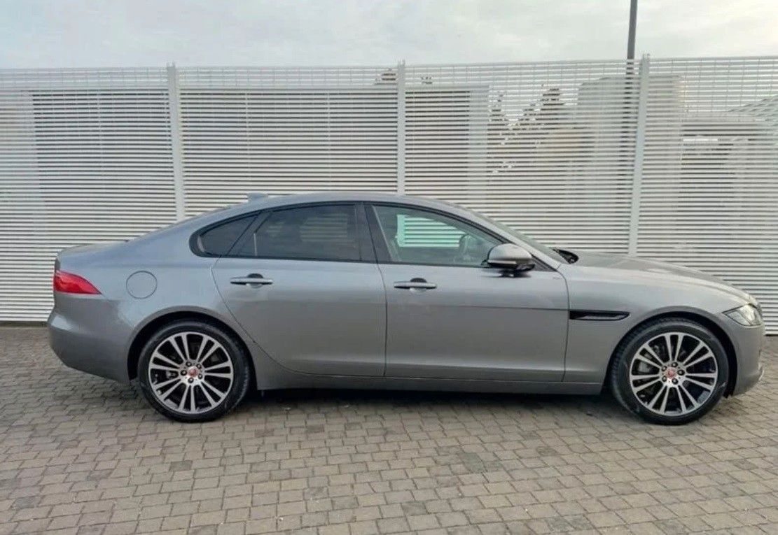 Jaguar XF 2.0 D 180 CV AWD aut. R-Sport