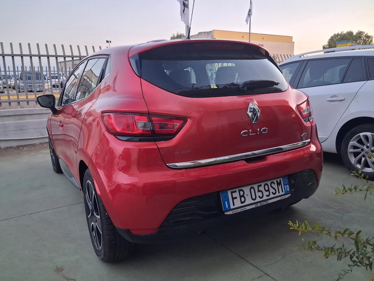RENAULT Clio Duel 1.500 dCi 90cv Km120.400
