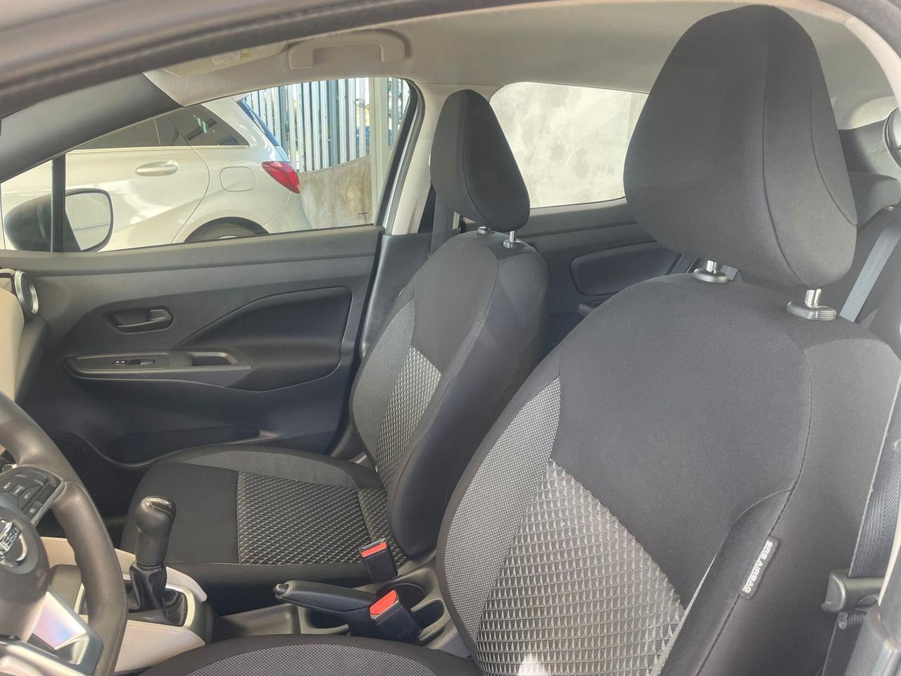 Nissan Micra 1.0L 12V 5 porte Visia