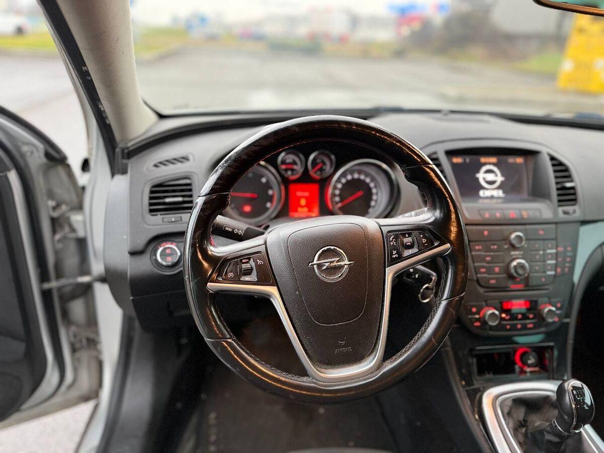 Opel Insignia 2.0 cdti Elective 160cv