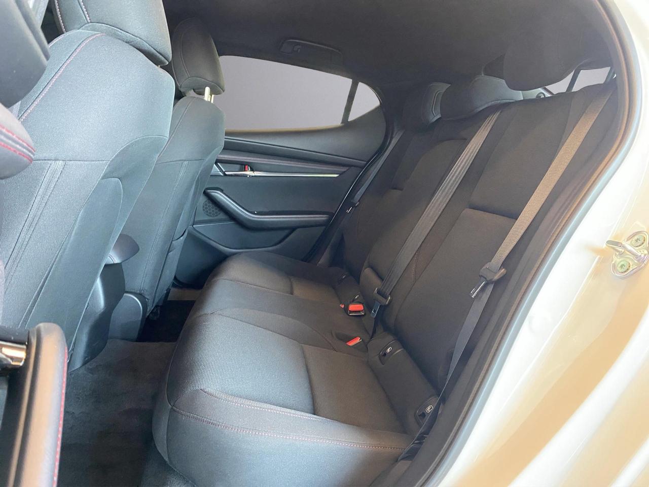 Mazda 3 5p 2.5 m-hybrid Homura 140cv