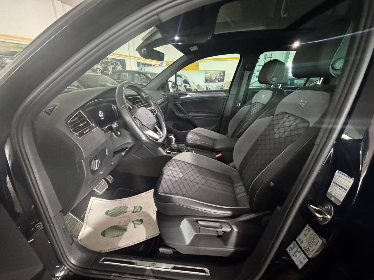Volkswagen Tiguan 2.0 TDI 200 CV SCR DSG 4MOTION R-Line