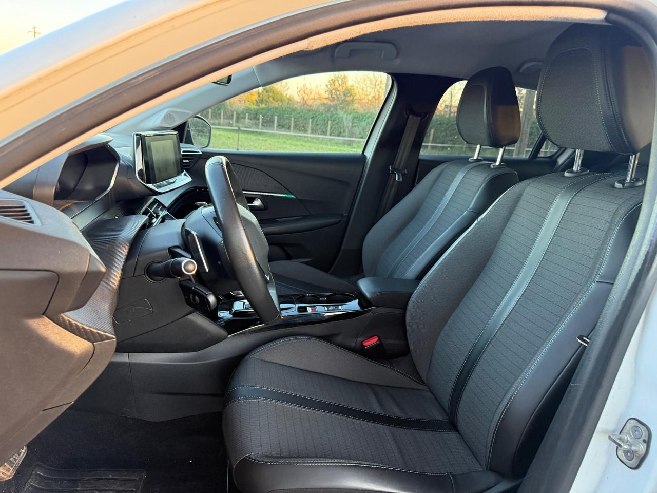 PEUGEOT 208 PureTech 100 Stop&Start 5 porte Allure Pack