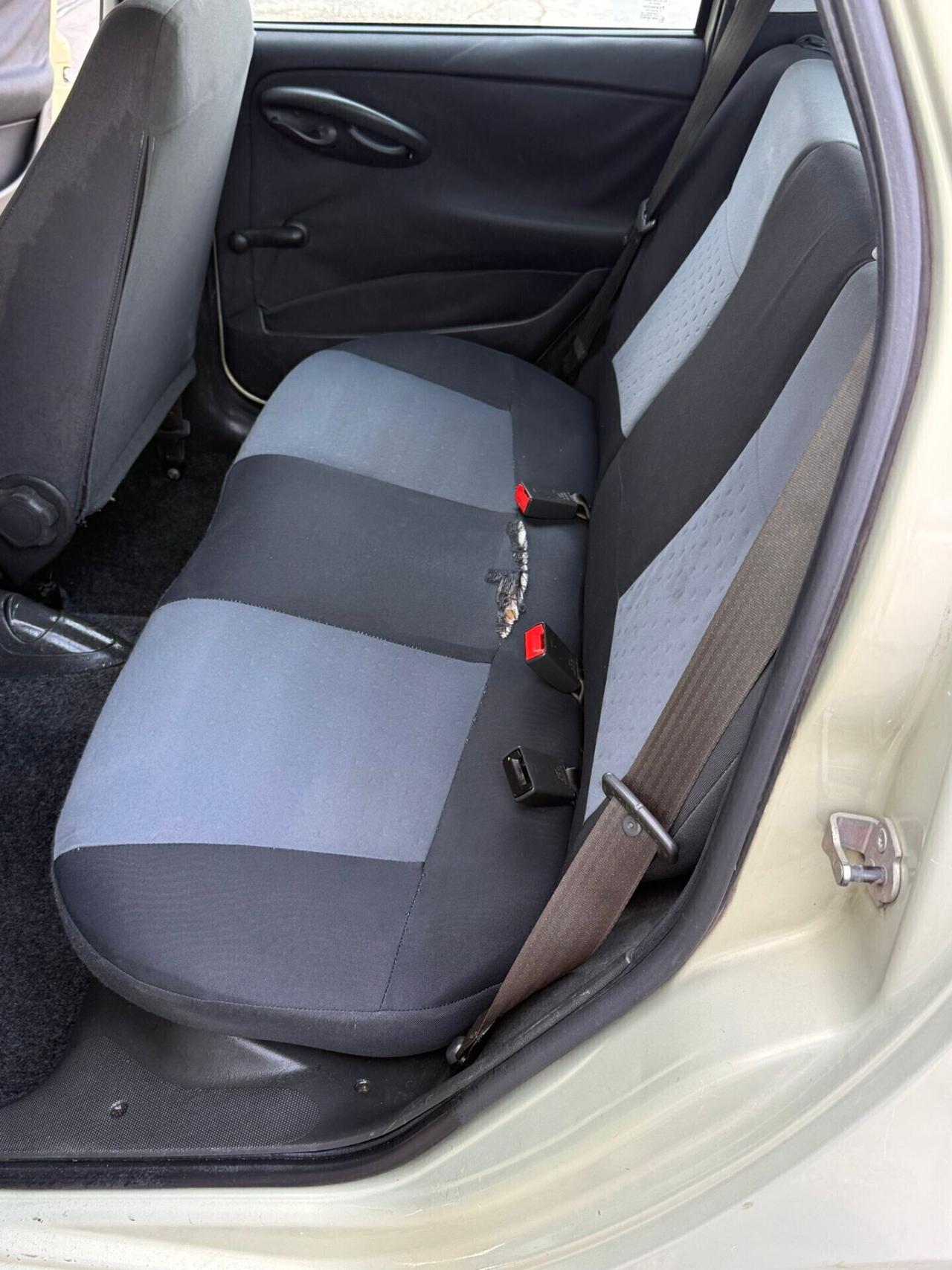 Fiat punto 5porte 1.2 benzina NEOPATENTATI