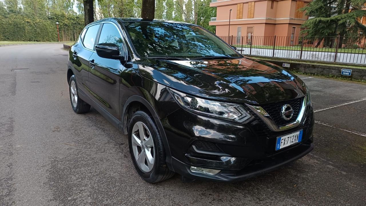 Nissan Qashqai 1.3 DIG-T 140 CV Business