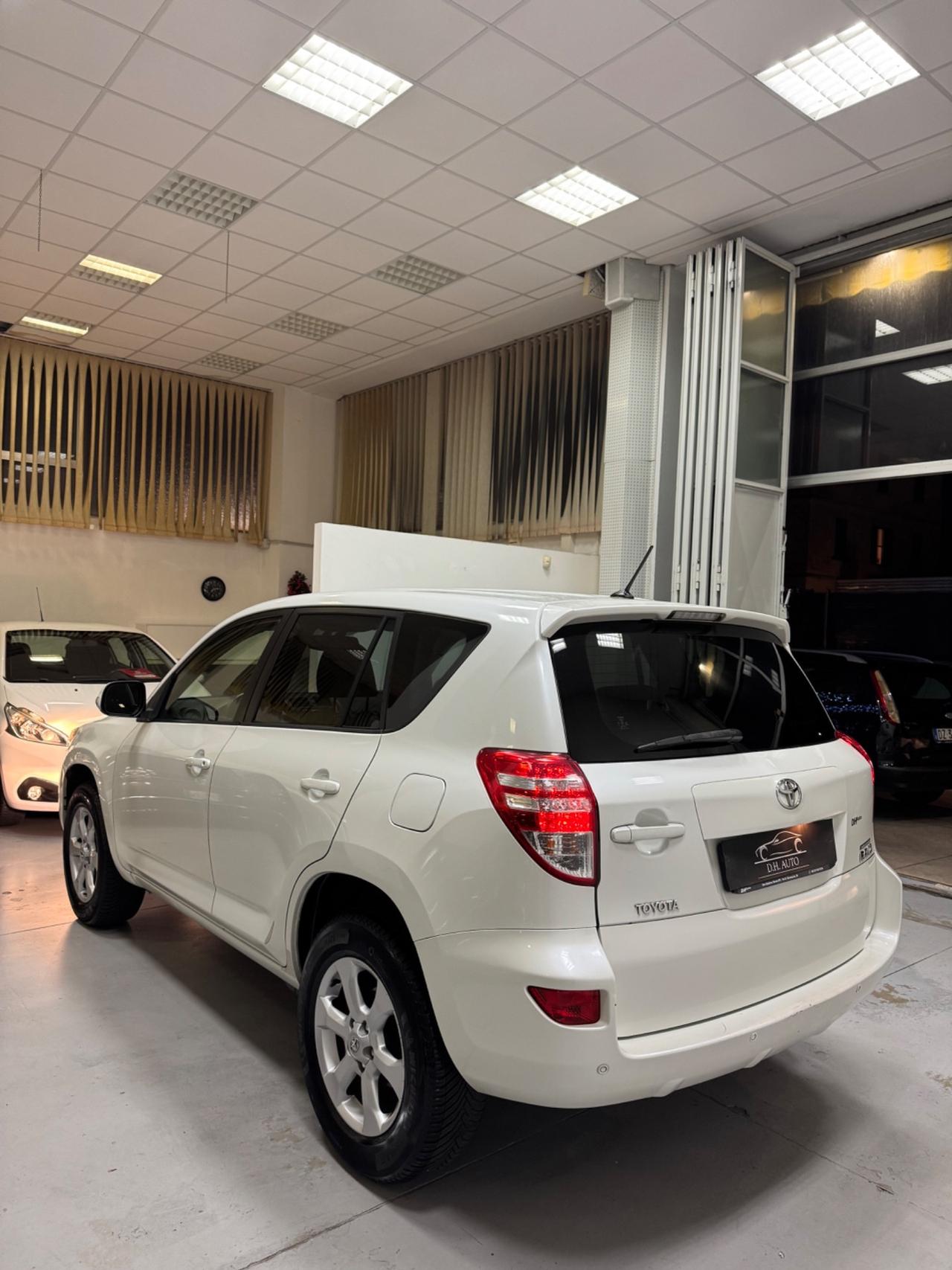 Toyota RAV 4 RAV4 Crossport 2.2 D-4D 150 CV Lounge