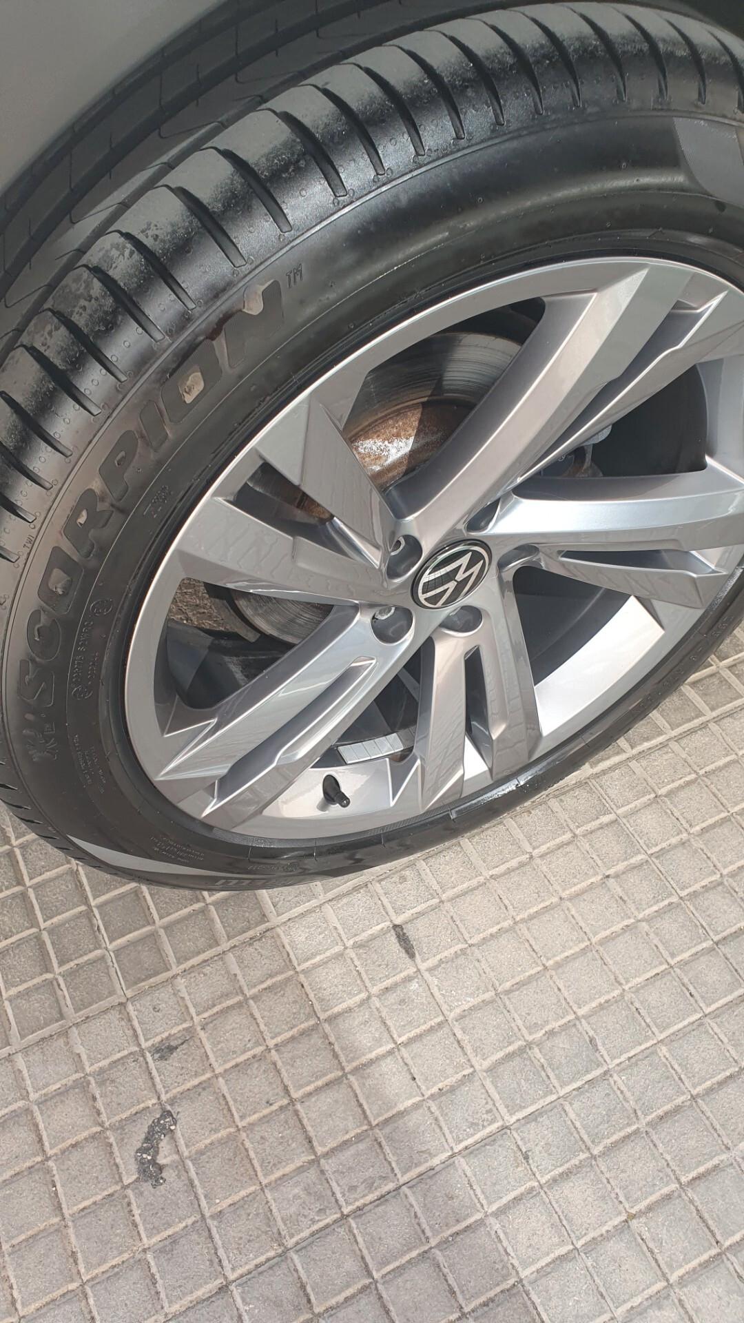 Volkswagen Tiguan 2.0 TDI 150 CV SCR DSG 4MOTION R-Line