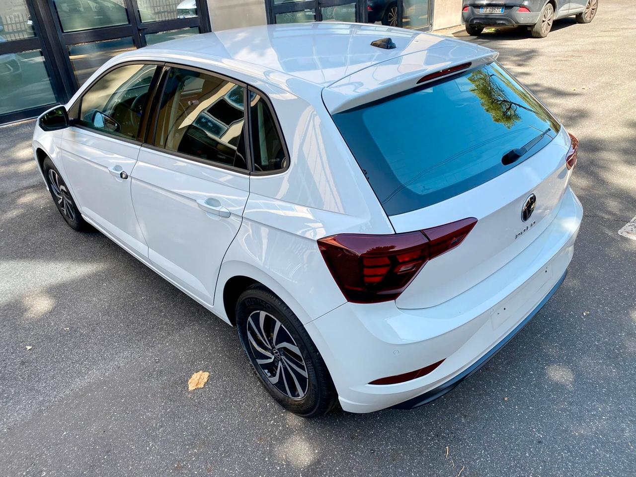 Volkswagen Polo 1.0 tsi 95cv -CAR PLAY-LED- PDC -GARANZIA