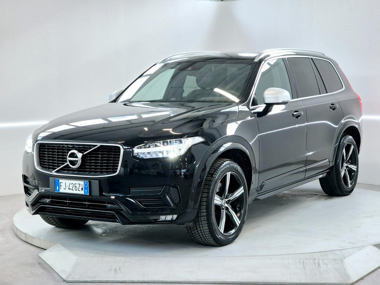 Volvo XC 90 R-DESIGN 7 POSTI