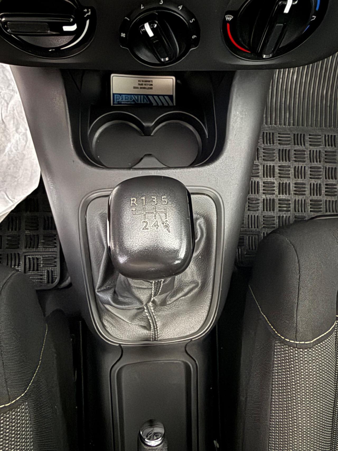 Citroen C3 BlueHDi 100 S&S Feel 2021 AUTOCARRO