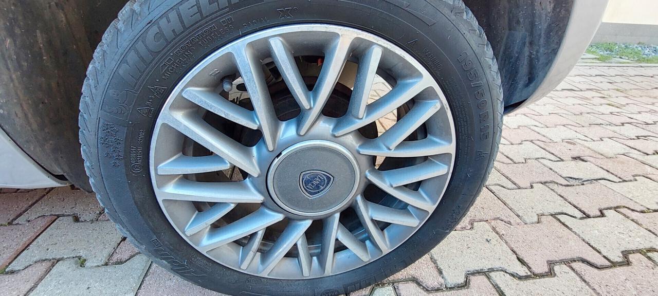 YPSILON 900 METANO ECOCHIC SCADENZA METANO NEL 2029 X NEOPATENTATI OK DISTRIBUZIONE