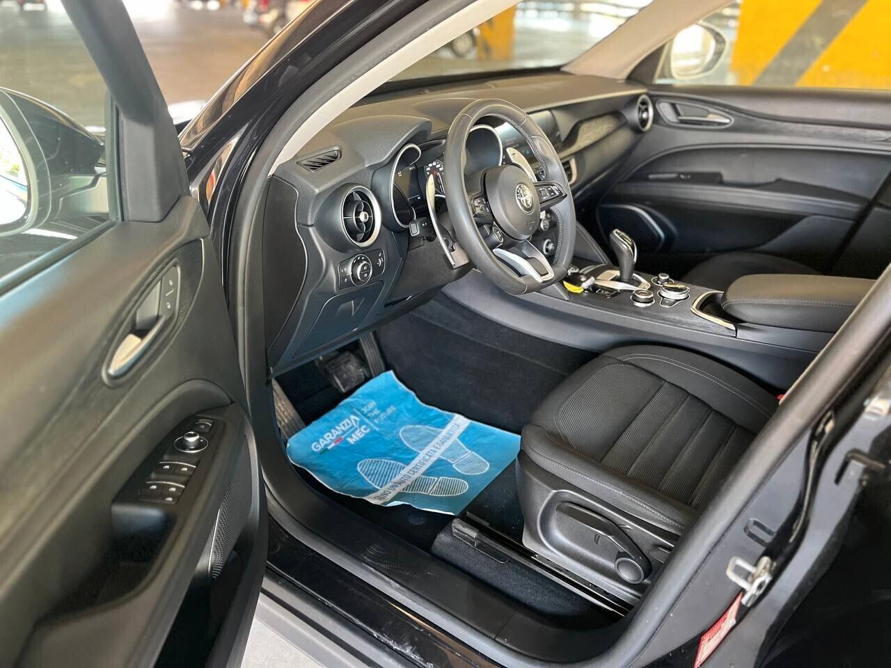 Alfa Romeo Stelvio 2.2 Turbodiesel 160 CV AT8 RWD Business
