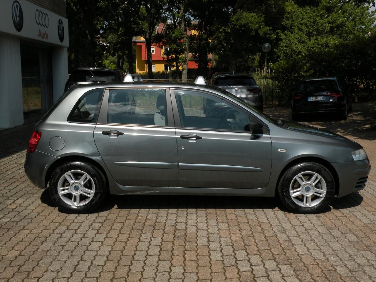 FIAT STILO 1.9 JTD 80CV 5 porte 2004
