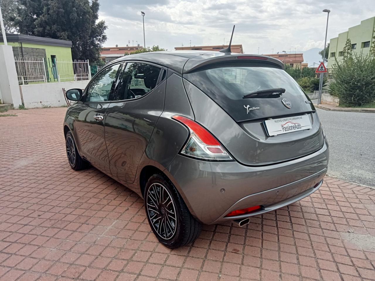 Lancia Ypsilon 1.0 FireFly 5 porte S&S Hybrid Ecochic Gold 2022